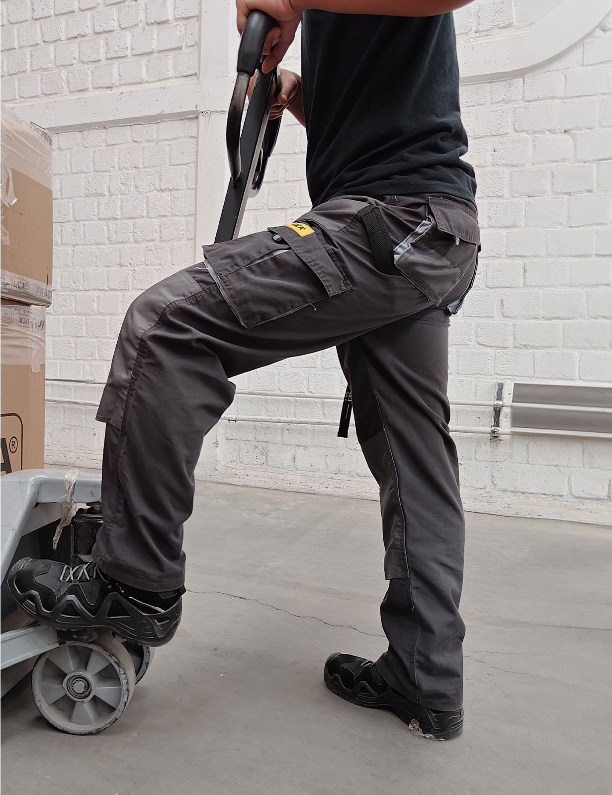 Cargo work trousers - Image 6