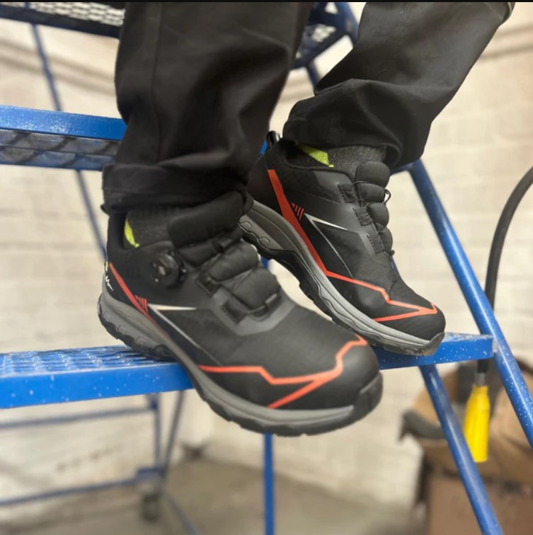 Tenis de seguridad Cyberpunk - Image 5